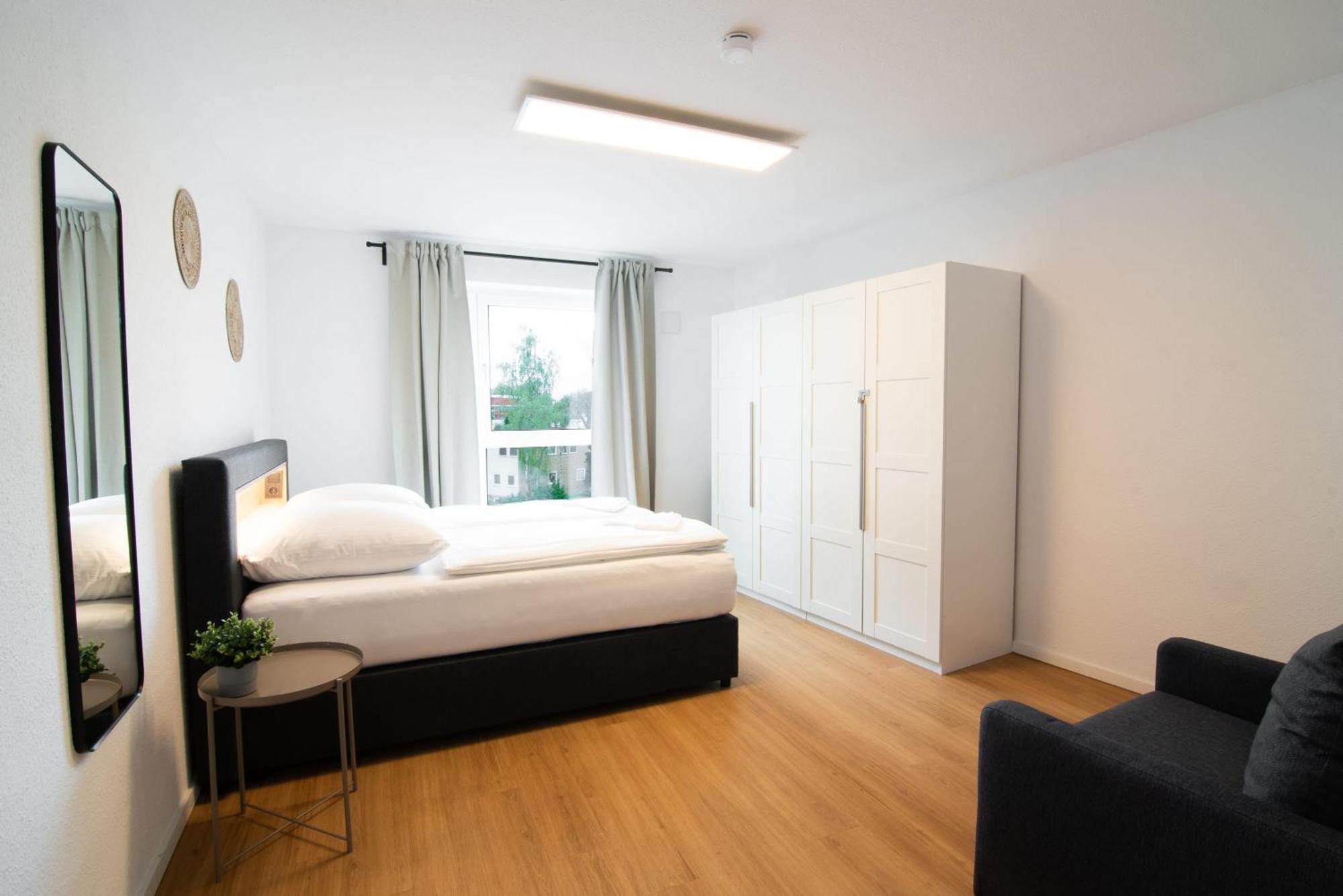 Central Apartment 4 Bedrooms For Up To 12 Guests Hamburg Ngoại thất bức ảnh